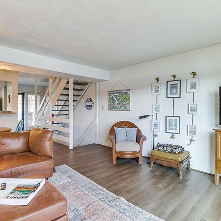 Lakefront Moneta Home With Community Boat Dock! Экстерьер фото
