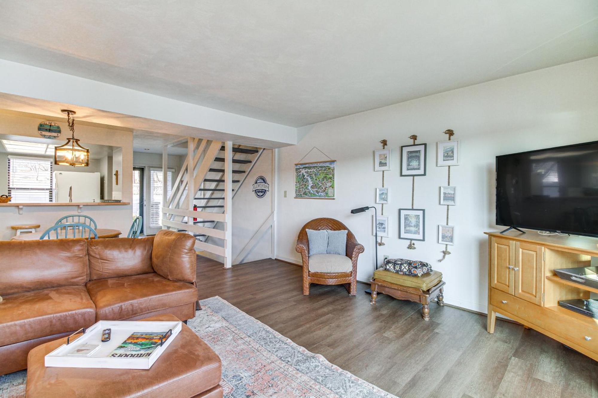 Lakefront Moneta Home With Community Boat Dock! Экстерьер фото