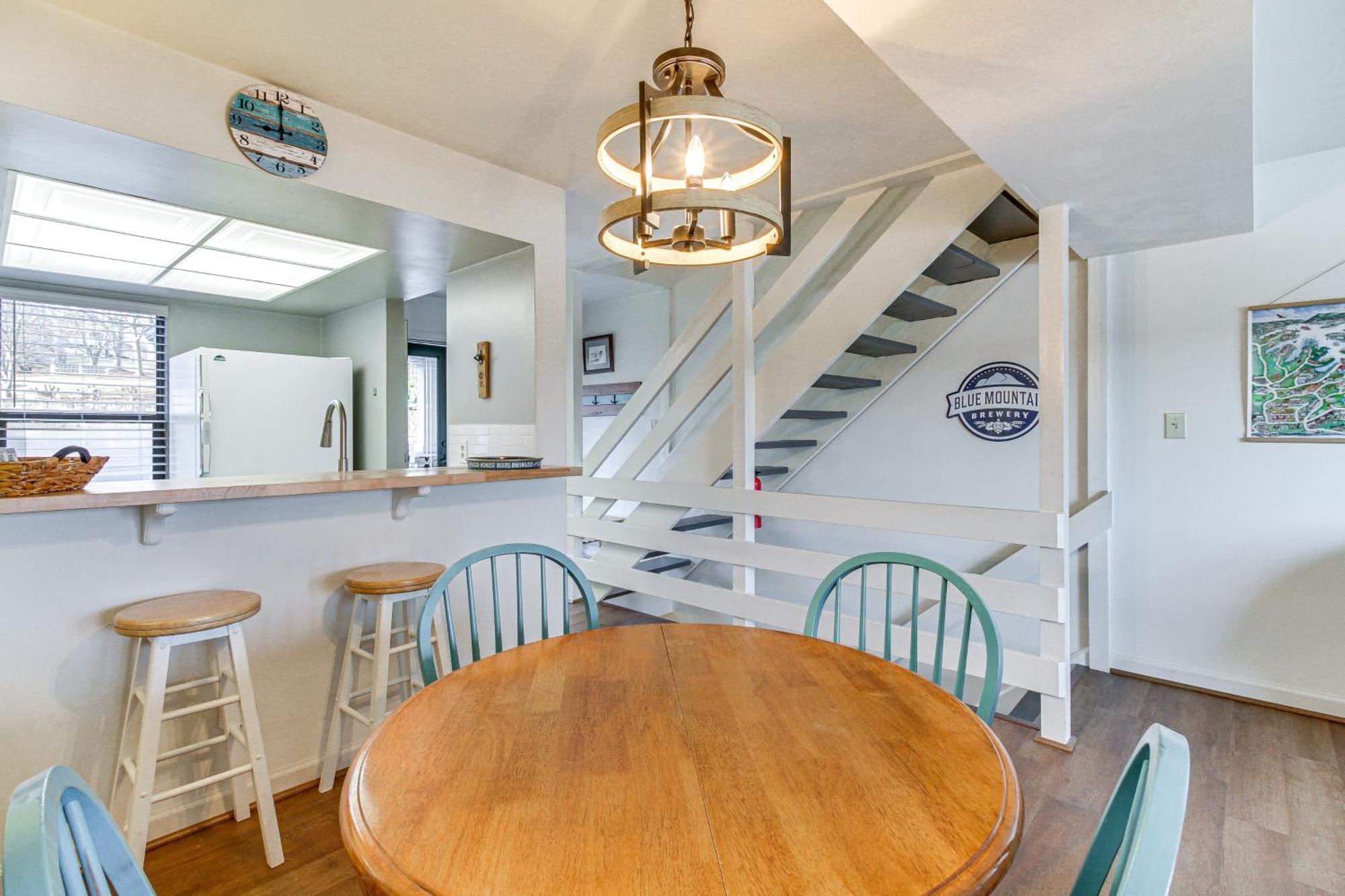 Lakefront Moneta Home With Community Boat Dock! Экстерьер фото