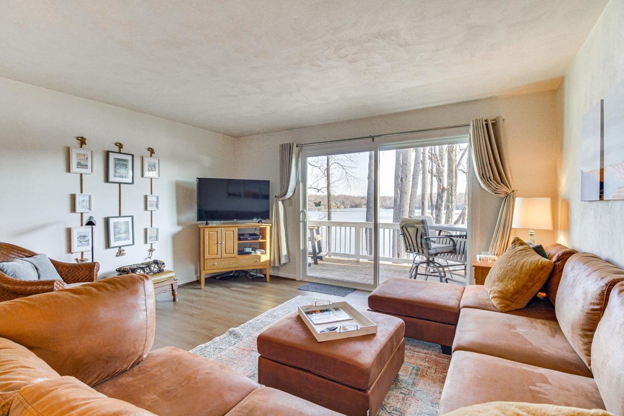 Lakefront Moneta Home With Community Boat Dock! Экстерьер фото