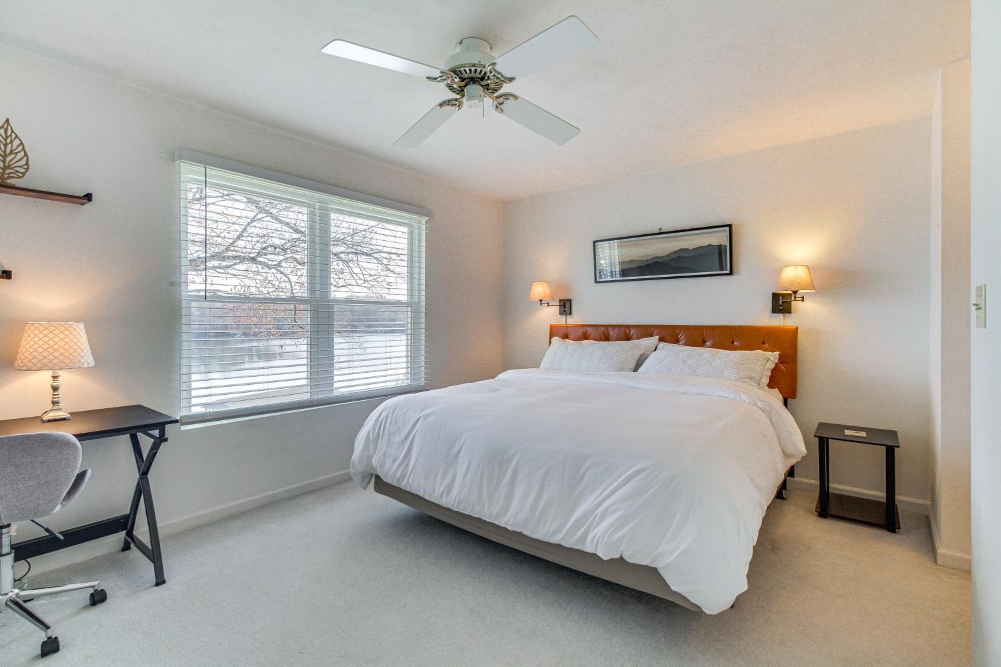 Lakefront Moneta Home With Community Boat Dock! Экстерьер фото